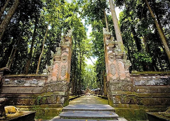 Rahayu Monkey Forest